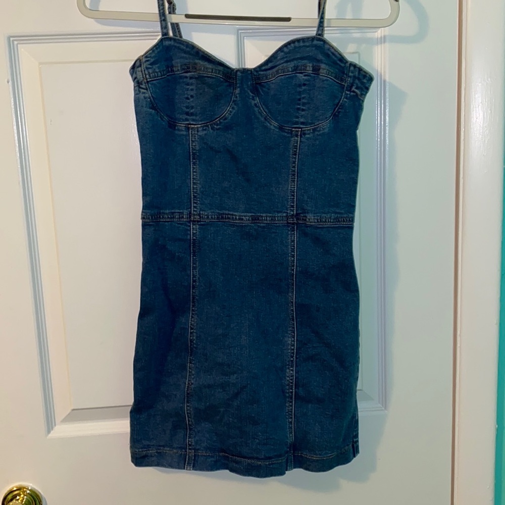 ⛄️3/$25 ⛄️ Pacsun stretchy denim dress!
